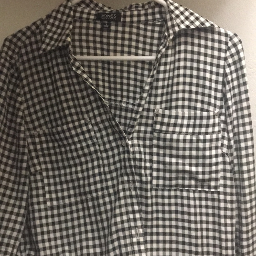 Long sleeve tie up shirt from jones New York